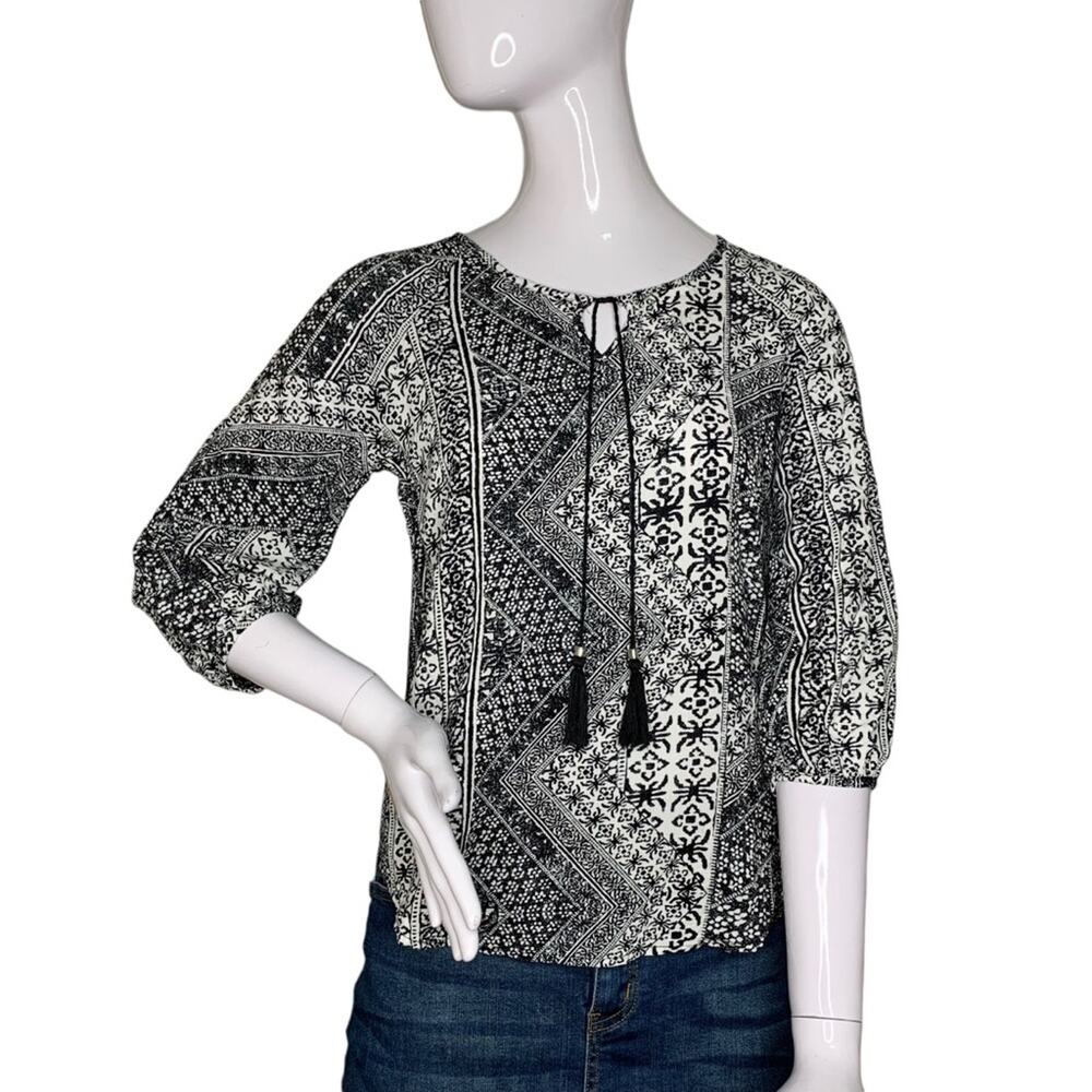 Violet + Claire Top 3/4 Sleeve Size M